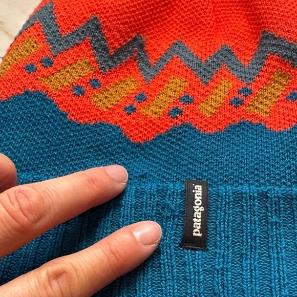 Patagonia Powder Town Beanie - Picture 4 of 14